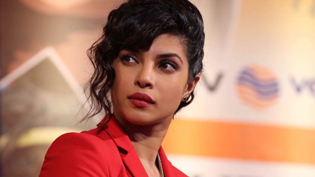 Priyanka Chopra Miffed | Reason Jokes On Mary Kom