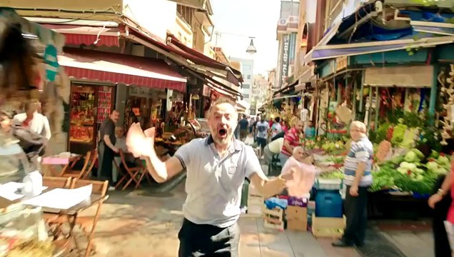 Çakallarla Dans - Sıfır Sıkıntı (2014) - Fragman