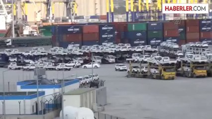 İskenderun Limanı'nda otomobil yoğunluğu -