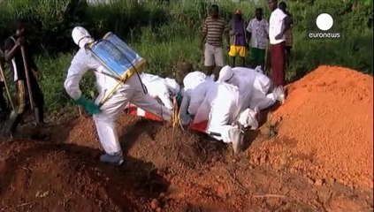 Ebola: Bruxelles suona la sveglia per gli stati membri
