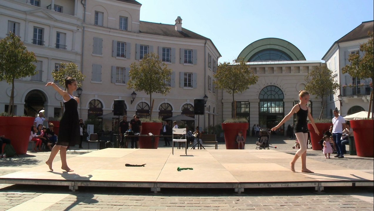 Démonstrations de danse Studio de danse Graine d'étoile - BBVE Place de Toscane 77700 Serris 13 septembre 2014 5 eme partie