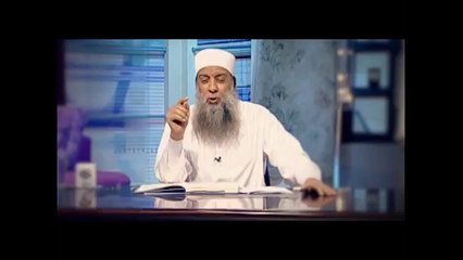 لا يغرك أن تمسك قلما وتكتب فى جريدة  - دقيقة حويني -