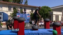 Usher en mode Ninja fini la course d'obstacle de Ellen DeGeneres