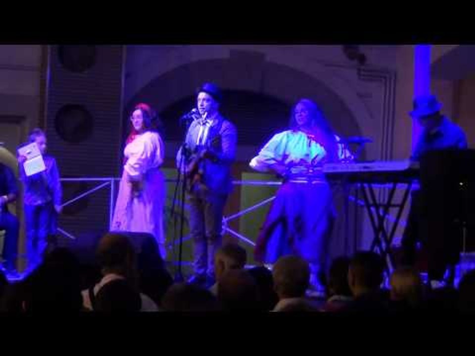 Aversa (CE) - Festa Madonna Casaluce, Lello Ornato e Arancino di "Made in Sud" (14.09.14)