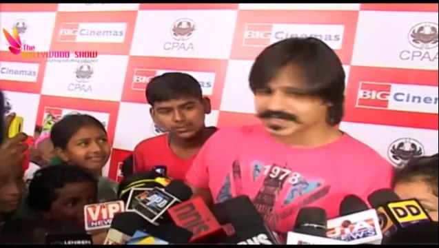 BOLLYWOOD BULLETIN | Deepika Padukone’s Cleavage Show CONTROVERSY | 14th September 2014