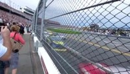 What it feels like to be near Nascar race track