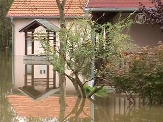 Хорваты строят дамбы от наводнения