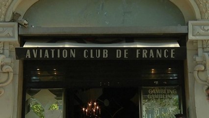 Coup de filet dans un cercle de jeux parisien