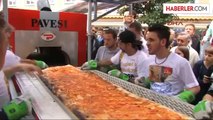 Dünyanın En Büyük Pizzasıyla Guinness Rekorlar Kitabına Girmeyi Denedi
