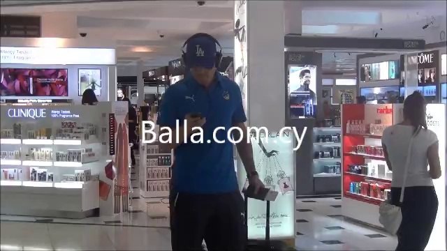 ΑΠΟΕΛ αναχώρηση Βαρκελώνη αεροδρόμιο (1)