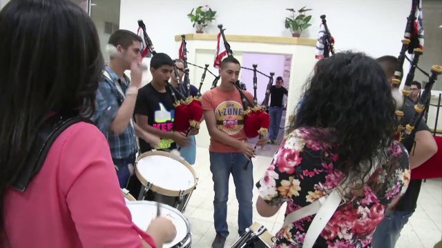 Las gaitas que suenan por Escocia en Palestina