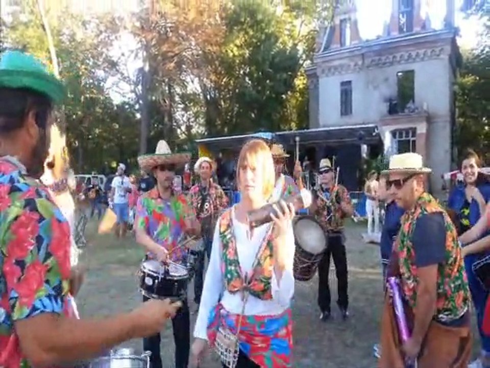 les tambours du dadou fete de la mobylette