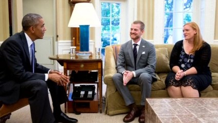 Obama pledges to fight war on Ebola