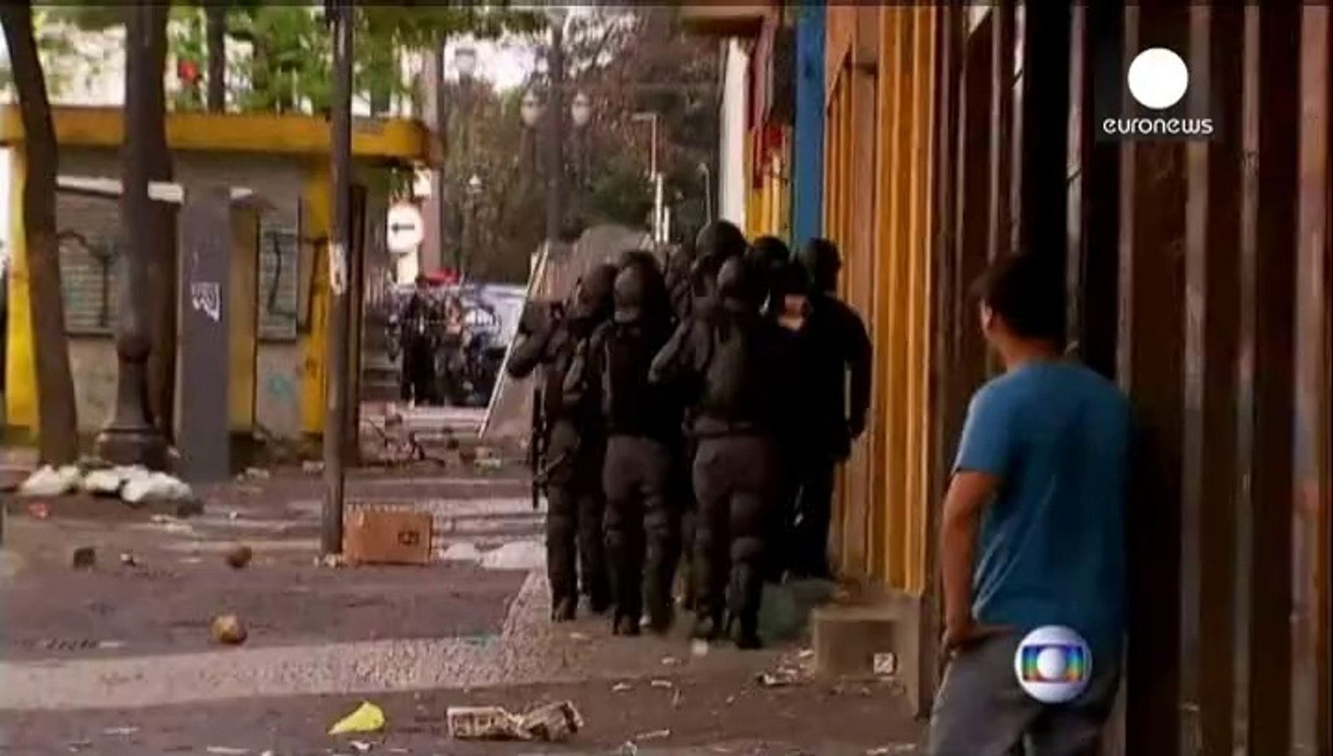 ⁣Бразилія: поліція із боєм виселила безпритульних