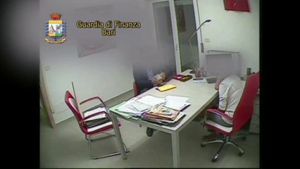 Bari - Concussione, dirigente sorpreso ad intascare “bustarella” da 10mila euro  (16.09.14)