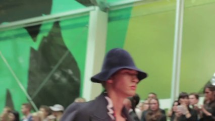 FWPE2015 60 seconds with Mario Testino at Burberry Prorsum