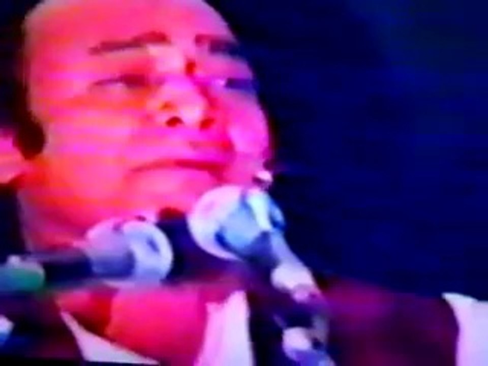 MEHDI HASSAN LIVE IN CONCERT _ GULON MEIN RANG BHAREY _