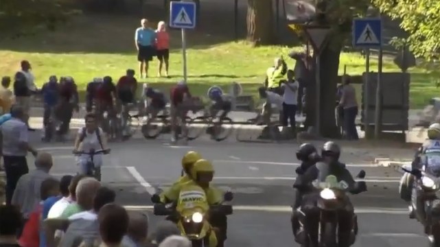 Cyclisme: elle se retrouve au milieu du sprint du Grand Prix de Wallonie