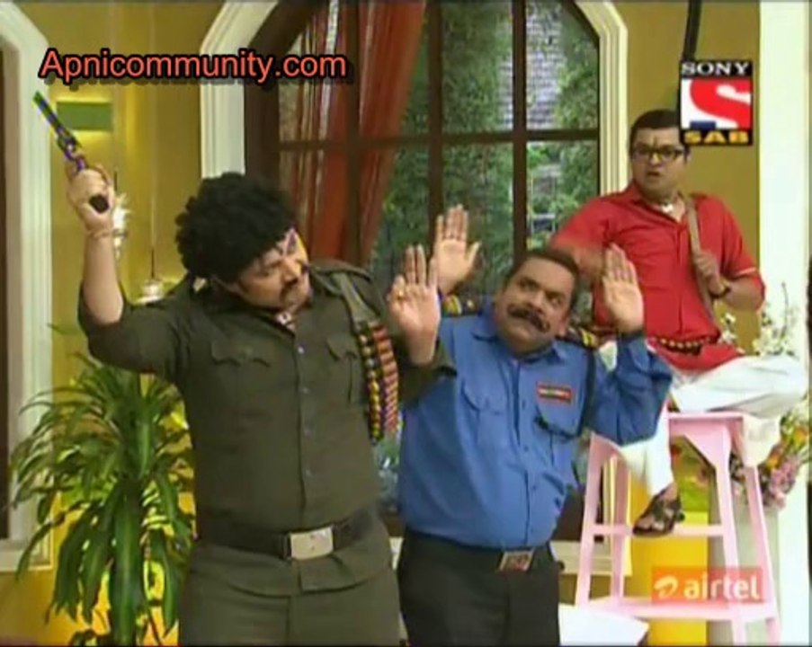 Tu Mere Agal Bagal Hai 17th September 2014 pt3