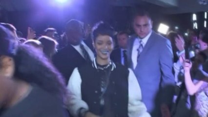 Rihanna tweets in anger after CBS cut her song