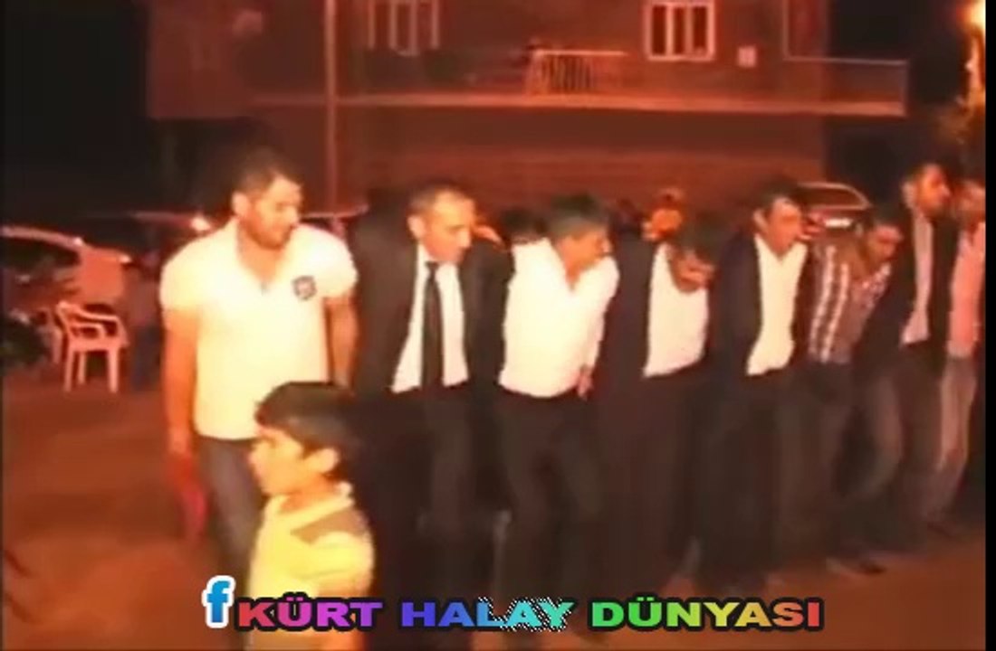 BİTLİSLİLERİN DÜĞÜNÜ İZLEMEYE DEĞER ÇEŞİTLİ HALAYLAR