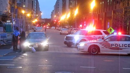 DC POLICE BARICCADE MLK LIBRARY