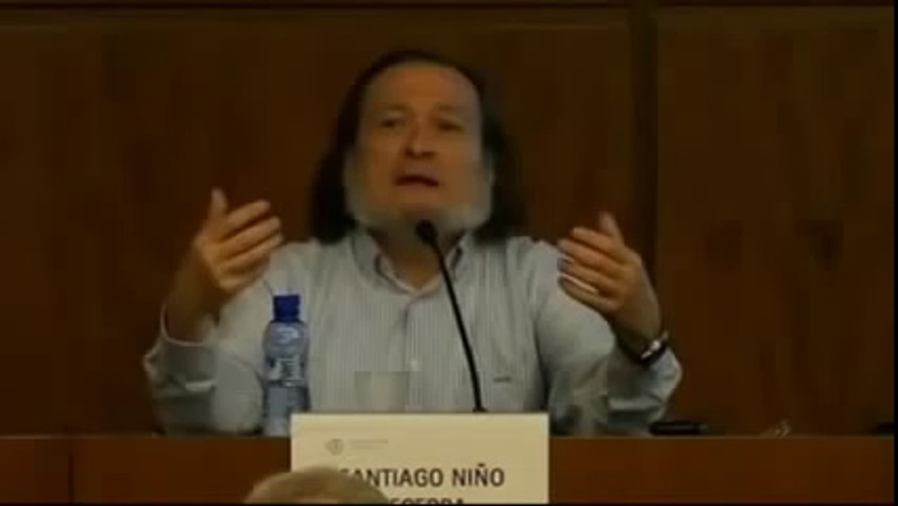 2.-España catastrófica 30%pobres, 30%trampeando,30%cierta seguridad ...(360p_H.264-AAC)