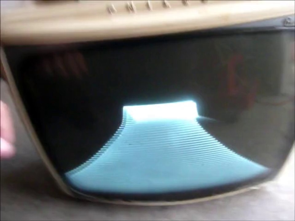 Philco Briefcase 19 Power Up