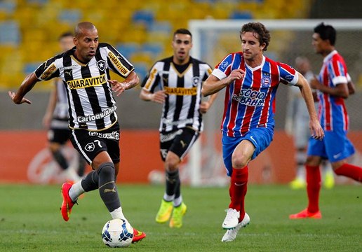 Com três expulsos, Botafogo perde em casa para o Bahia