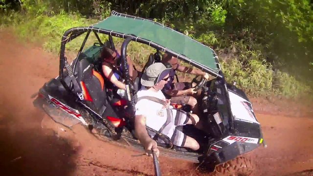Drive in giant Mud Puddles with buggy car In Palau