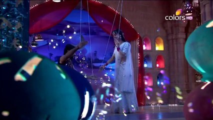 Celebrating Sanaya Irani's Birthday 🎉 | Heartfelt Wishes & Admiration