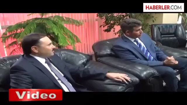 Feyzioğlu Asansörde Böyle Kaldı