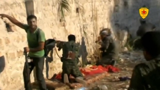 Kurdish fighters in fierce clashes with Islamic State