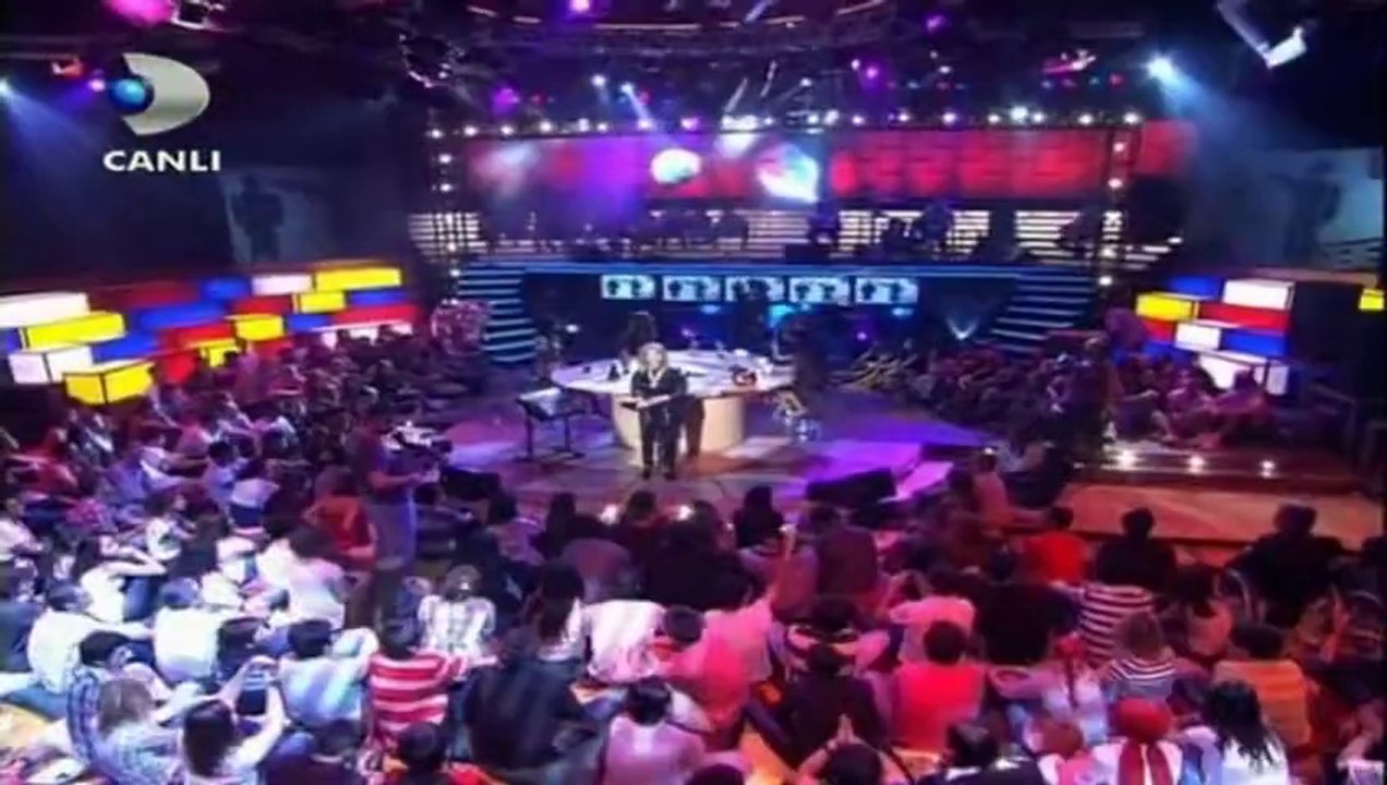 gülden karaböcek dilek taşı 11.07.2010 disko kralı