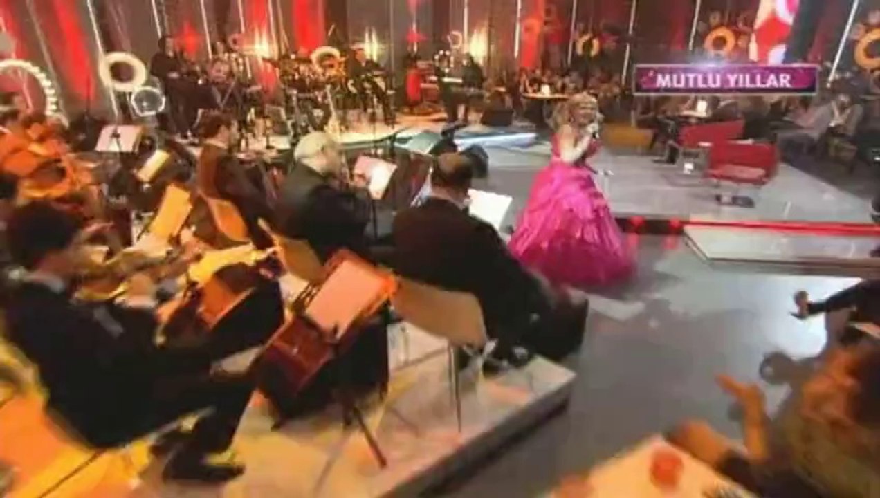 gülden karaböcek sürünüyorum 31.12.2010 ntv