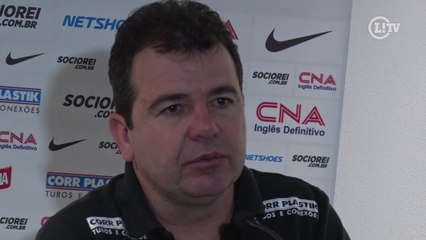 Técnico do Santos enaltece atitude de Aranha em campo