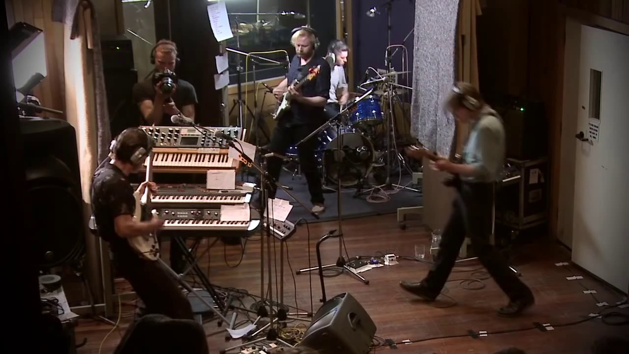Bullet (Right Notes, Right Words, Wrong Order)