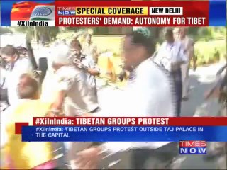 Tibetans stage protest against Chinese Prez's India visit