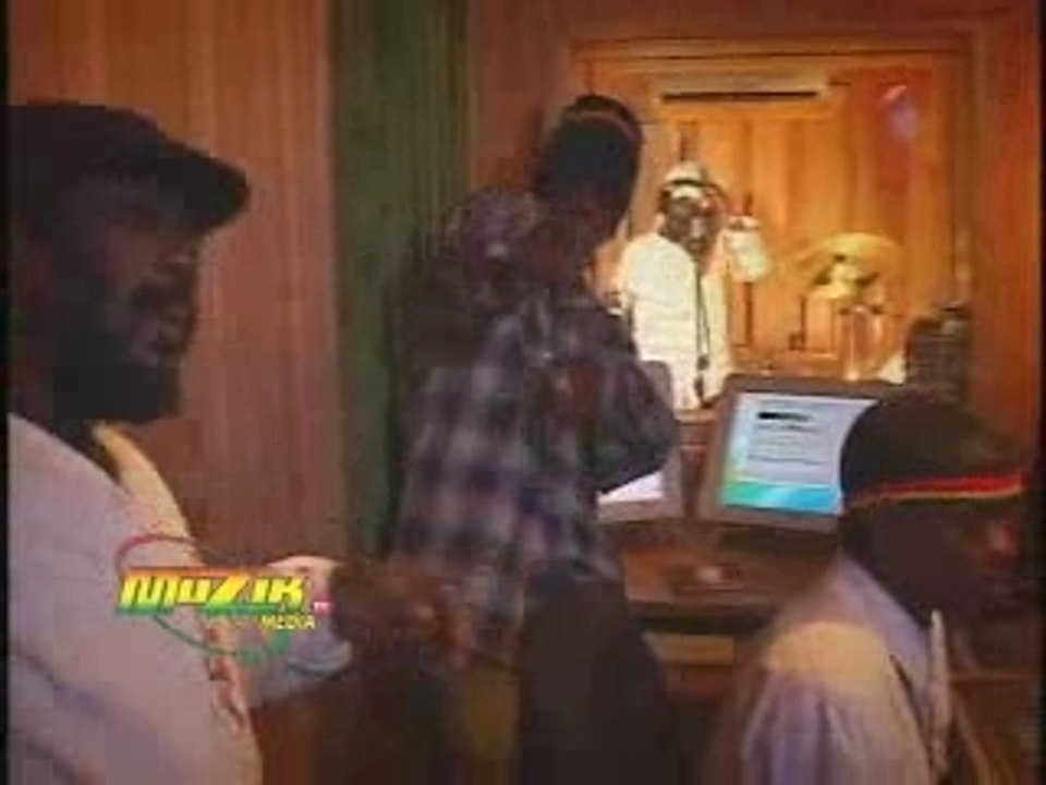 Sizzla: Rise To The Occasion-video clip.