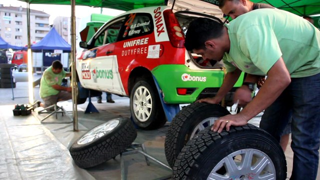 Burcu Burkut Erenkul & Efe Ersoy - 2014 Ford Otosan Kocaeli Rallisi - Ford Fiesta ST