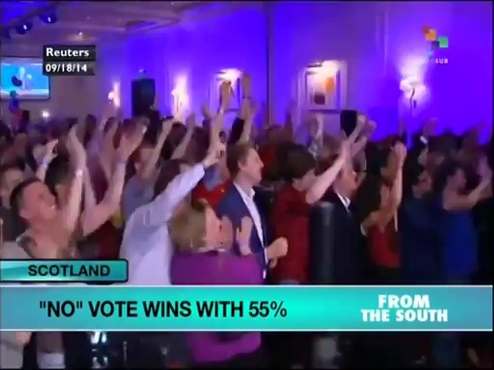 Scottish voters reject independence