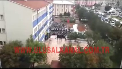 "Yeni Türkiye" haremlik-selamlık İstiklal Marşı töreni