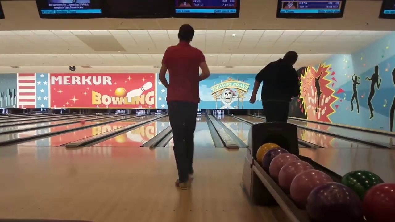 Benny Hill Bowling :-)