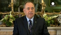 Salmond quits after Scots reject independence from UK