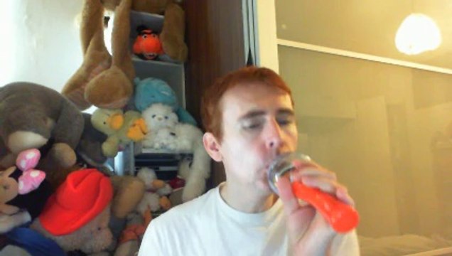 Wiwi égratigne the looking glass de Dream Theater