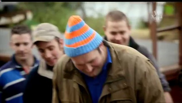 Vivolta - Les recettes extraordinaires des frères Herbert (Episode 1-2 la tourte) - 19-09-2014 18h30 25m (8203)