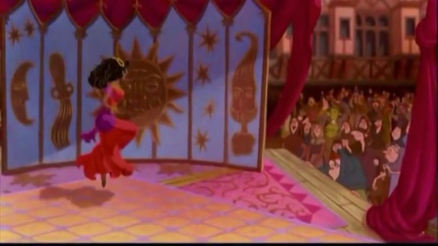 BELLA..... Notre Dame De Paris .....Canta Gigi Aversano