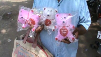 Old man selling dolls in front of Kal Bhairav Mandir Ujjain SKMClasses