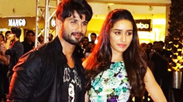 Shahid Kapoor And Shraddha Kapoor Promotes Haider At Infinity Mall