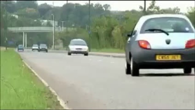 Drive while texting for girls